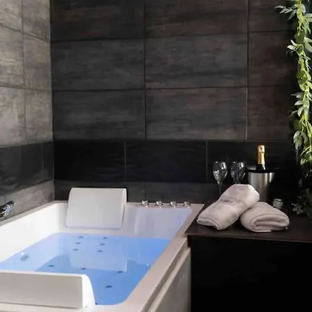 아파트 Loveroom En Aparte