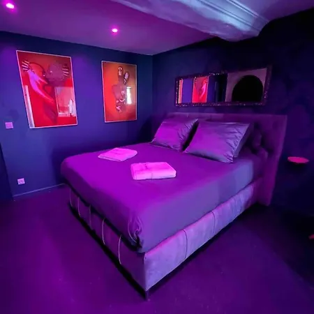 Apartment Loveroom En Aparte Caen