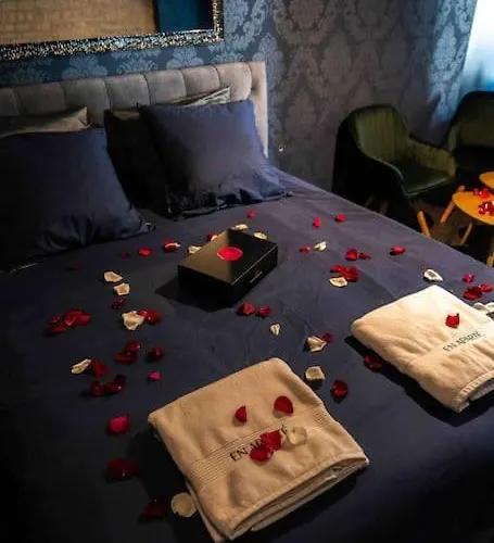 Loveroom En Aparté Lejlighed *